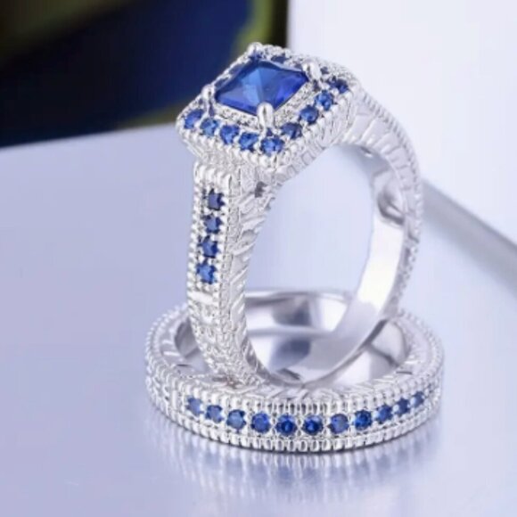 Kali Protection Jewelry Jewelry - NWT 2 Ring SET silver Plated Geometric TOPAZ Zirconias Inlaid SZ 7